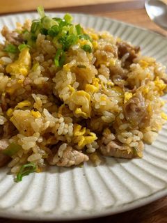 ねぎ塩ダレで豚カルビ炒飯-レシピのメイン写真