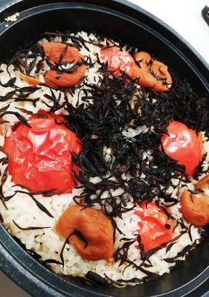 アラジントースターひじきトマト炊込みご飯-レシピのメイン写真