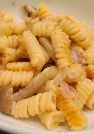 炊飯器で！ニンニクコンソメショートパスタ-レシピのメイン写真