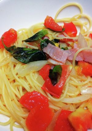 トマトとフレッシュバジルのパスタ-レシピのメイン写真