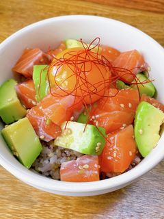 塩出汁で✨サーモンアボガドの漬け丼-レシピのメイン写真