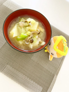 じゃがいもと油揚げの味噌汁-レシピのメイン写真