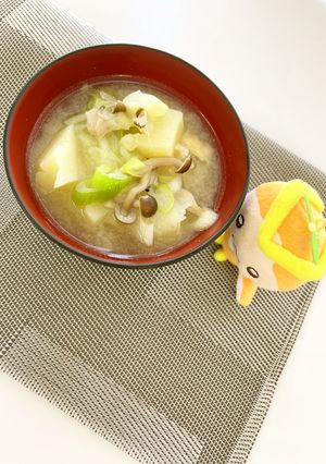 じゃがいもと油揚げの味噌汁-レシピのメイン写真