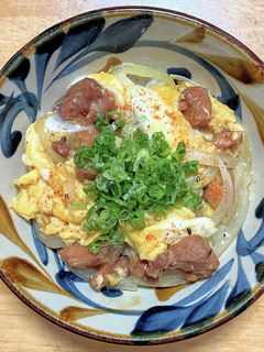 焼き鳥缶で親子丼☆味付け不要で超簡単です-レシピのメイン写真