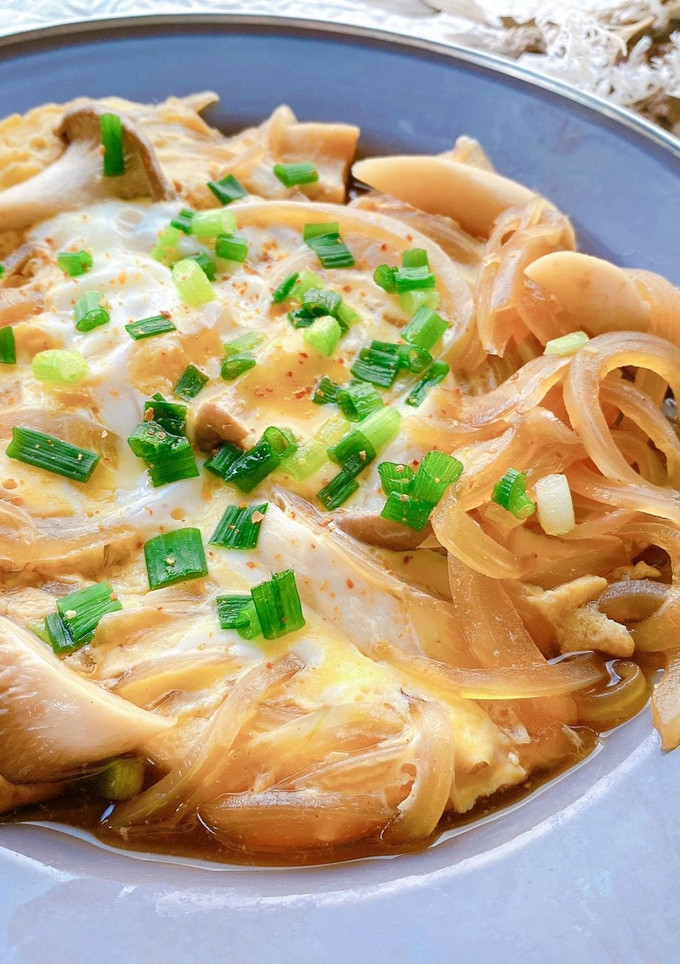 簡単♪エリンギと玉ねぎの卵とじ-レシピのメイン写真