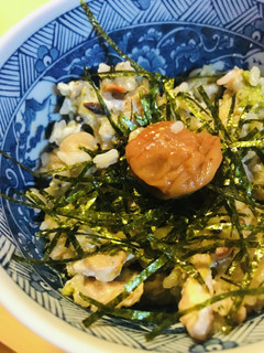 ちょっと雑炊活用●鶏&十六穀米の梅雑炊-レシピのメイン写真
