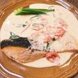 鮭のバジルトマトクリームソース