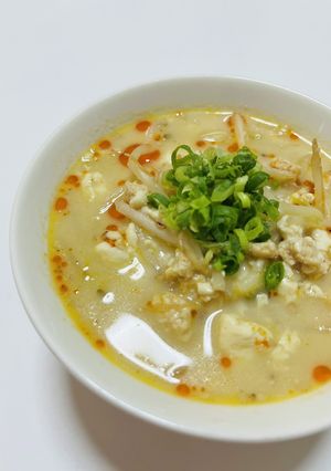 挽肉もやしのピリ辛ごま味噌スープ-レシピのメイン写真