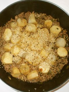 里芋煮物♪ひき肉にっころがし簡単薬膳-レシピのメイン写真