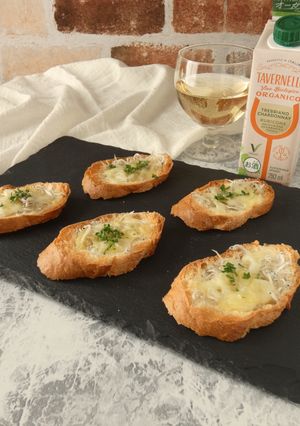 しらすとチーズのガーリックトースト-レシピのメイン写真