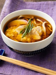 親子丼の具 で作る!卵とじうどん-レシピのメイン写真