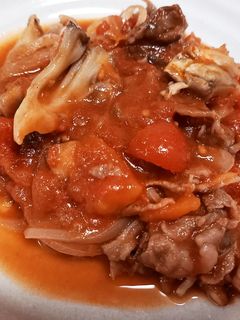 簡単!牛肉とまいたけのレンジトマト煮込み-レシピのメイン写真