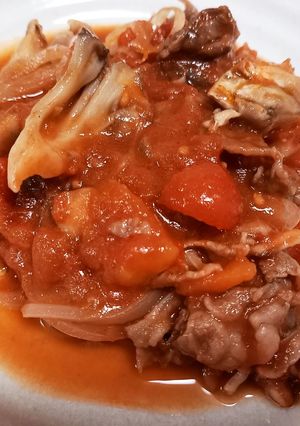 簡単！牛肉とまいたけのレンジトマト煮込み-レシピのメイン写真