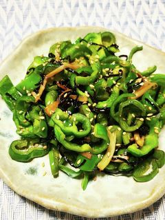 ピーマンと生姜の塩昆布炒め-レシピのメイン写真