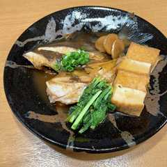 รูปของ 余った焼肉のタレで煮つけ～魚の駅生地～