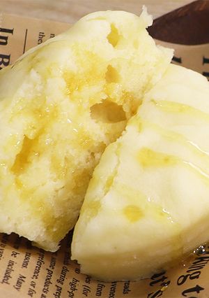 レンジで簡単＊米粉と豆腐のもちもちパン-レシピのメイン写真