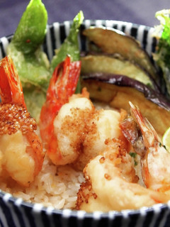 風味が抜群!エビ金ごま丼【食遺産】-レシピのメイン写真