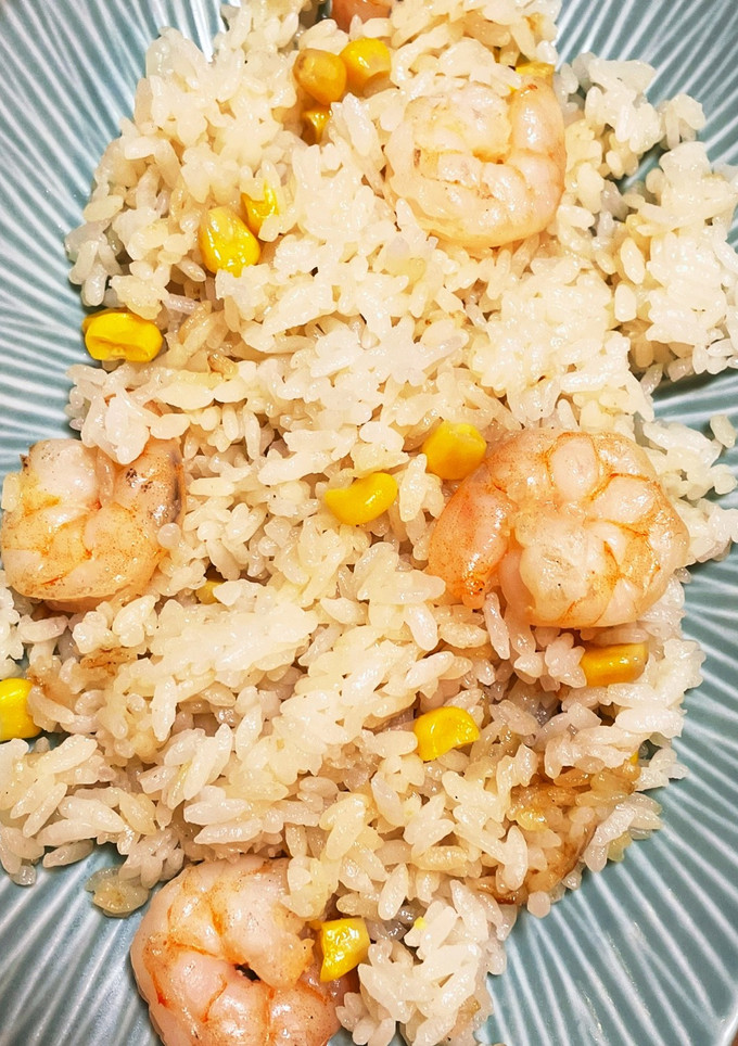 大粒エビとコーンの簡単ピラフ-レシピのメイン写真