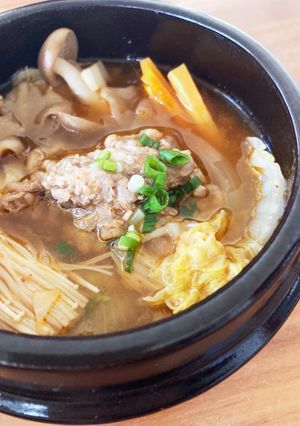 8分|秋鍋！牛肉きのこスープ★버섯전골-レシピのメイン写真