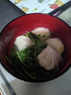 豆苗と海老餃子のスープ-レシピのメイン写真