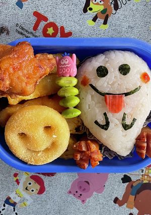 おばけのおにぎりお弁当☆。.:＊・゜-レシピのメイン写真