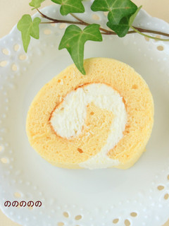 材料3つ!簡単もっちり❤米粉ロールケーキ-レシピのメイン写真