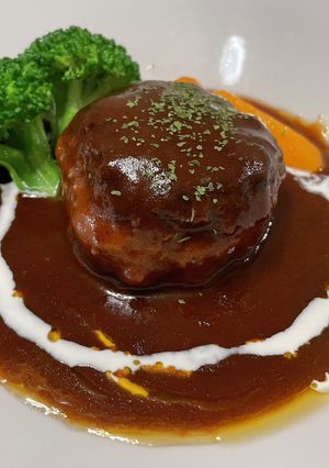 煮込みハンバーーグ！-レシピのメイン写真