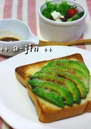 アボカドのトースト✿チーズわさび醤油-レシピのメイン写真