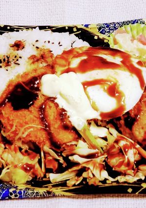 ハンバーコロッケソーきゃべ目玉焼きのせ弁-レシピのメイン写真