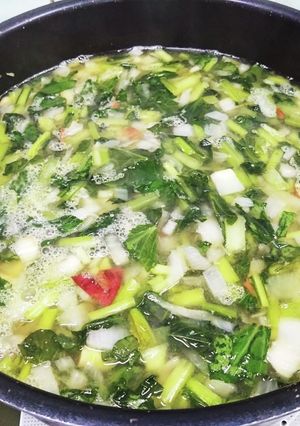 小松菜とさつまいもの味噌汁-レシピのメイン写真