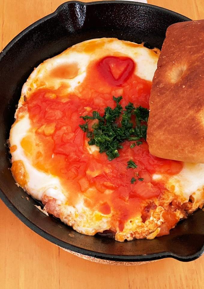 簡単やわらかトマトを使った目玉焼き^_^-レシピのメイン写真