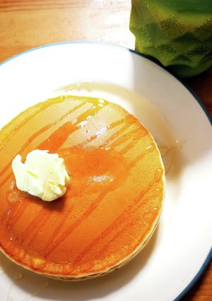 しっとり、休日のホットケーキ-レシピのメイン写真