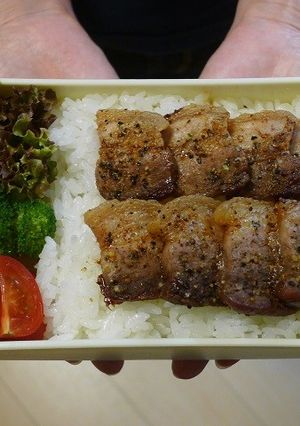 豚バラブロックのスパイシー丼弁当-レシピのメイン写真