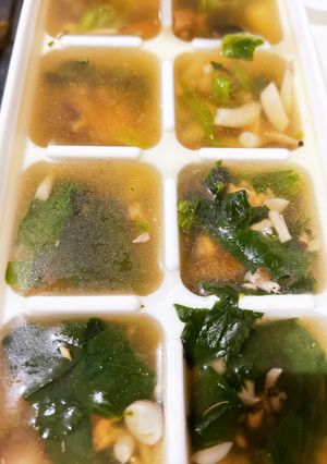 鮭ほうれん草しめじのスープ(離乳食後期)-レシピのメイン写真