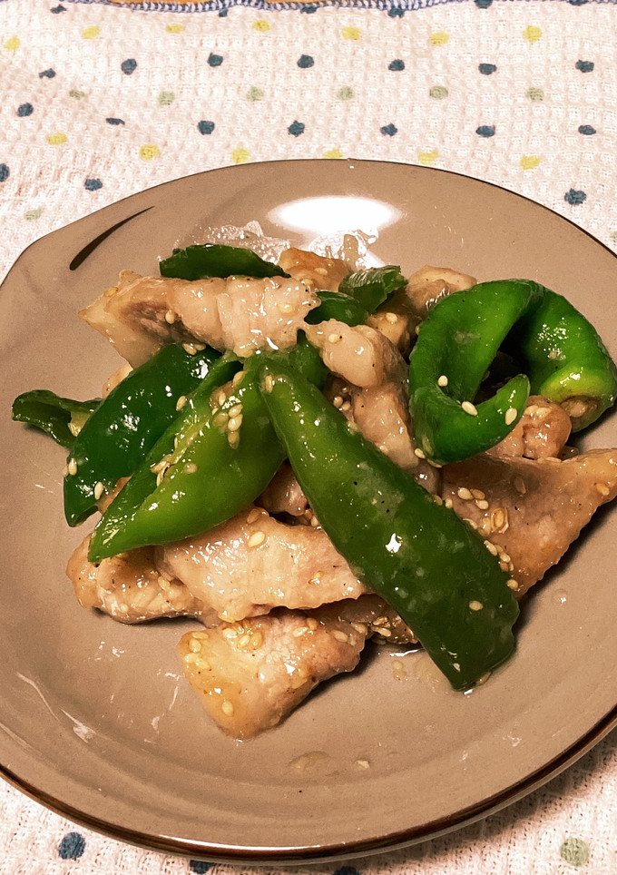 万願寺とうがらしを豚肉と-レシピのメイン写真