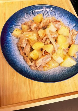 お餅入り♪玉ねぎ塩じゃが-レシピのメイン写真