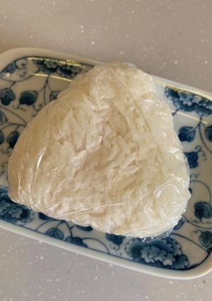 中まで塩味ふんわりおむすび-レシピのメイン写真