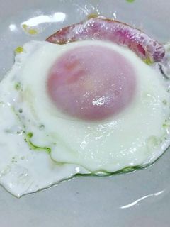 ハムエッグ-レシピのメイン写真