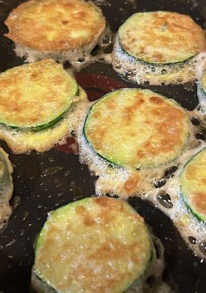 お弁当にも♪簡単ズッキーニのピカタ-レシピのメイン写真