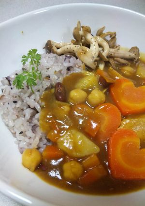 圧力鍋♪20分で美味しい豆＆チキンカレー-レシピのメイン写真