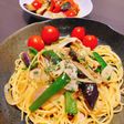 野菜とベーコンのバター醤油パスタ