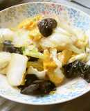 簡単美味☆キクラゲと白菜と卵の五香粉炒め