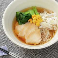 A picture of 鶏だし中華汁ビーフン.