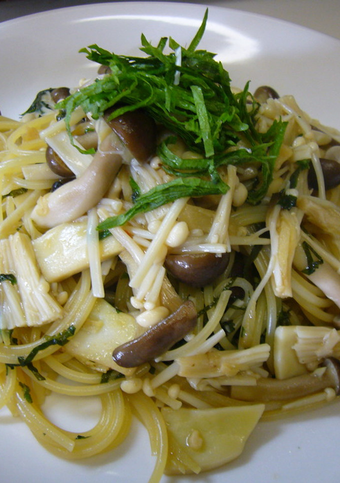 シソたっぷり♪しょうが風味の和風パスタ☆-レシピのメイン写真