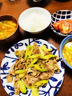 セロリと豚肉のオイスターソース炒め-レシピのメイン写真