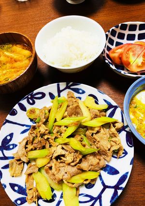 セロリと豚肉のオイスターソース炒め-レシピのメイン写真