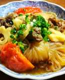 牛肉、竹輪麩、白滝、トマトの煮物発酵玉葱
