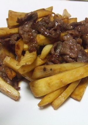 ｻﾂﾏｲﾓと牛肉のｵｲｽﾀｰ炒め.*゜-レシピのメイン写真