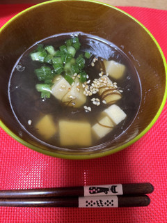 高野豆腐と生もずくのスープ(給食風)-レシピのメイン写真