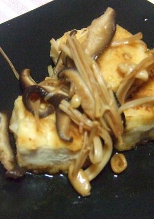 豆腐のｺﾛｽﾃ風＊きのこｿｰｽがけ.*゜-レシピのメイン写真